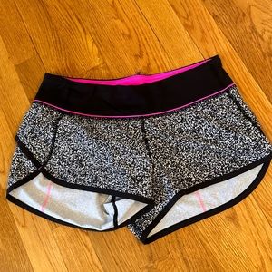 Lululemon Speed Up Low-Rise Lined Short 2.5"
